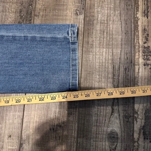 Lauren Ralph‎ Lauren High Rise Straight Leg Jeans Medium Wash Size 10P - Picture 8 of 8